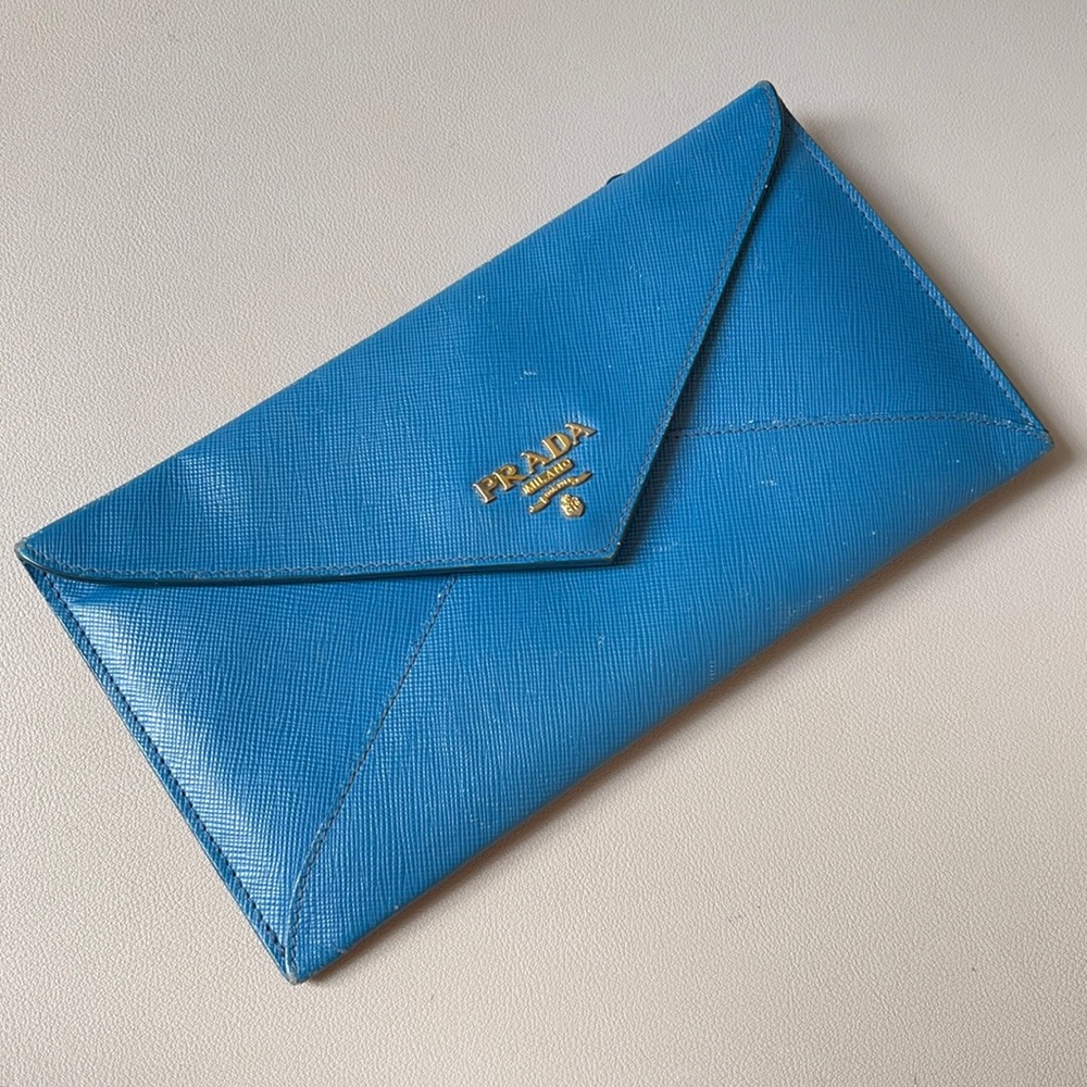 Prada envelope wallet in blue
